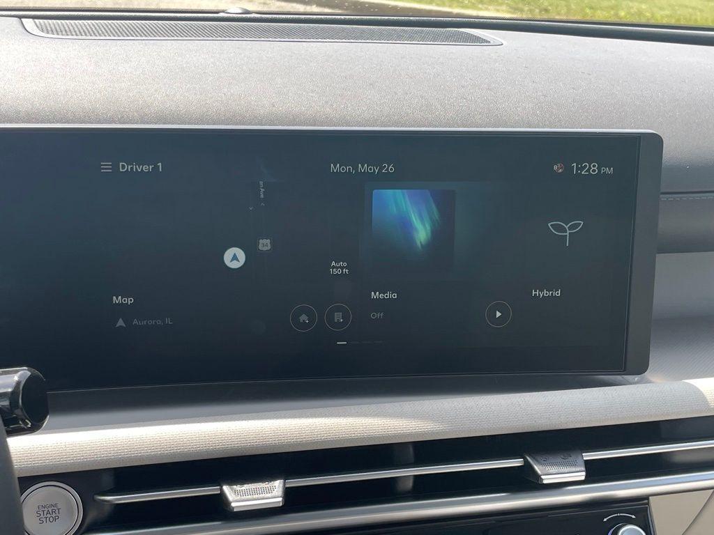 new 2025 Hyundai TUCSON Hybrid car, priced at $37,945