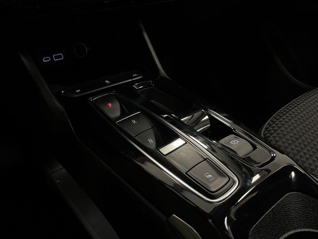 used 2023 Chevrolet Bolt EUV car, priced at $19,000