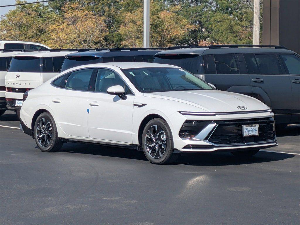 new 2025 Hyundai Sonata car, priced at $29,354