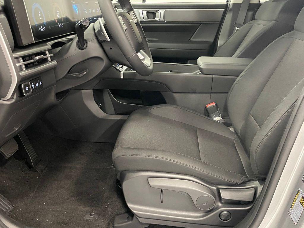 new 2025 Hyundai Santa Fe car, priced at $37,105