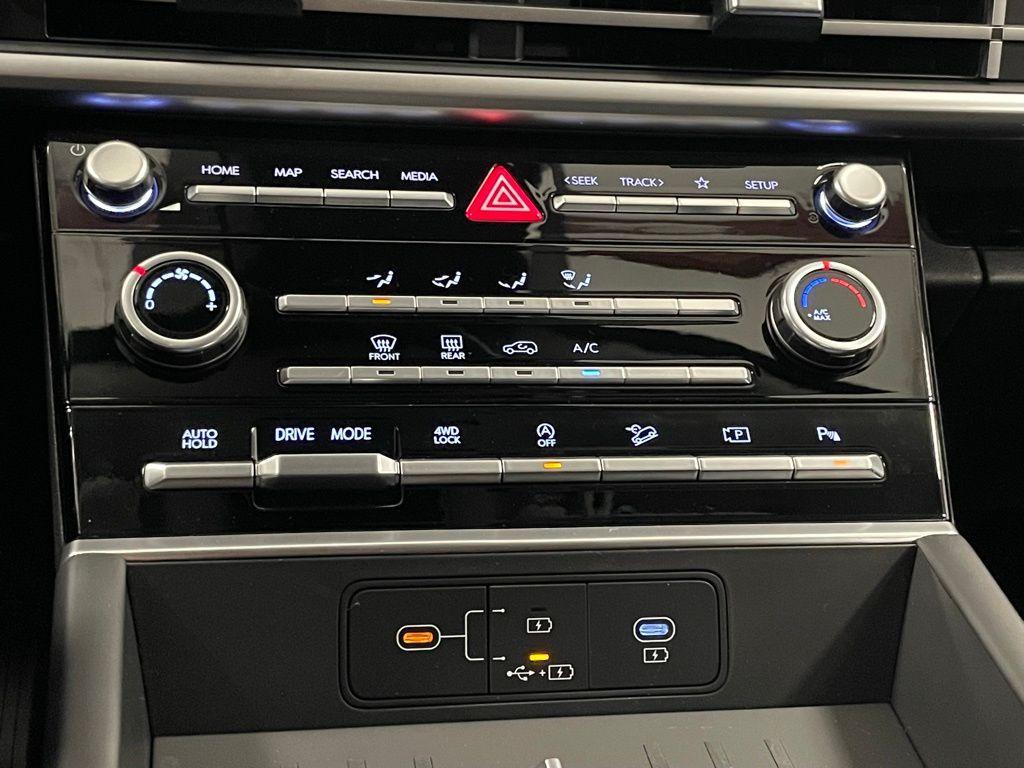 new 2025 Hyundai Santa Fe car, priced at $37,105