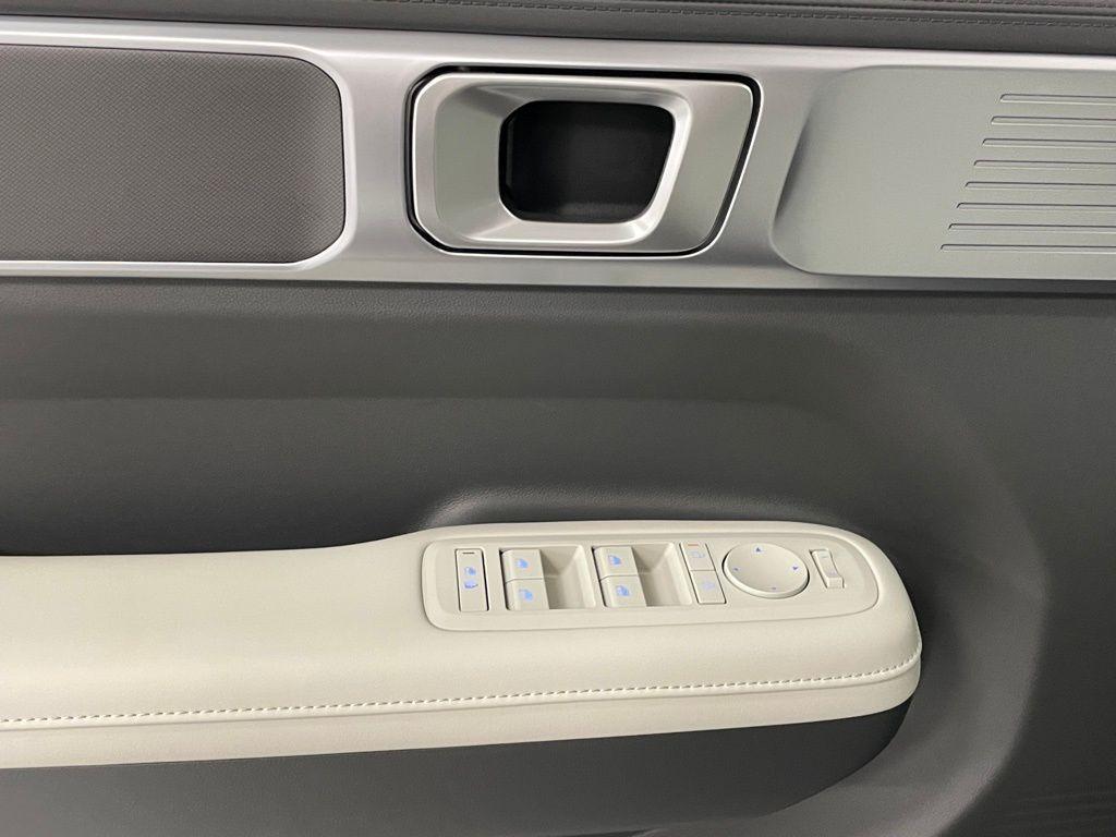 new 2025 Hyundai Santa Fe car, priced at $39,831