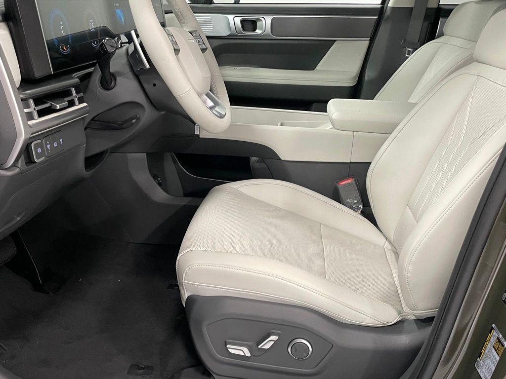 new 2025 Hyundai Santa Fe car, priced at $39,831