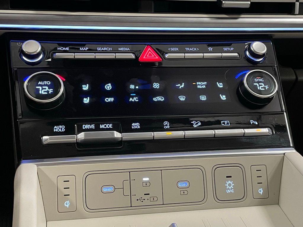 used 2025 Hyundai Santa Fe car, priced at $40,750