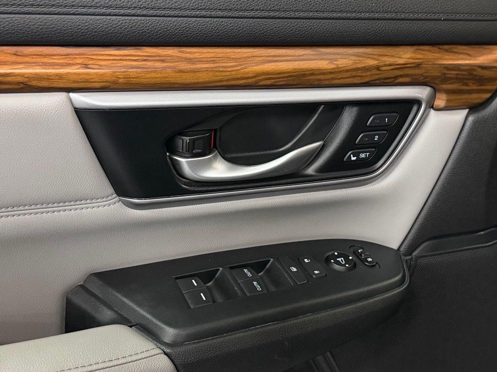 used 2017 Honda CR-V car, priced at $16,000