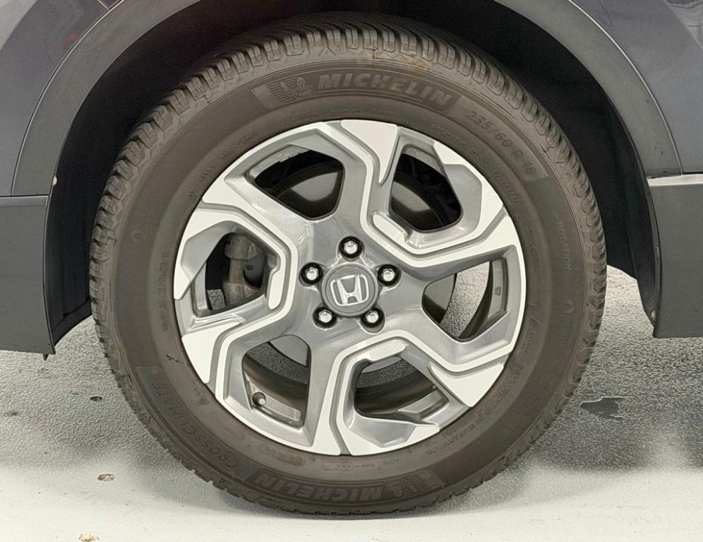 used 2017 Honda CR-V car, priced at $16,000