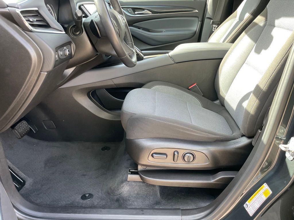 used 2021 Buick Enclave car, priced at $25,000