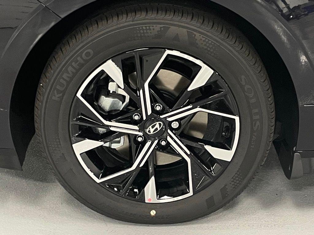 new 2025 Hyundai Sonata car, priced at $26,031