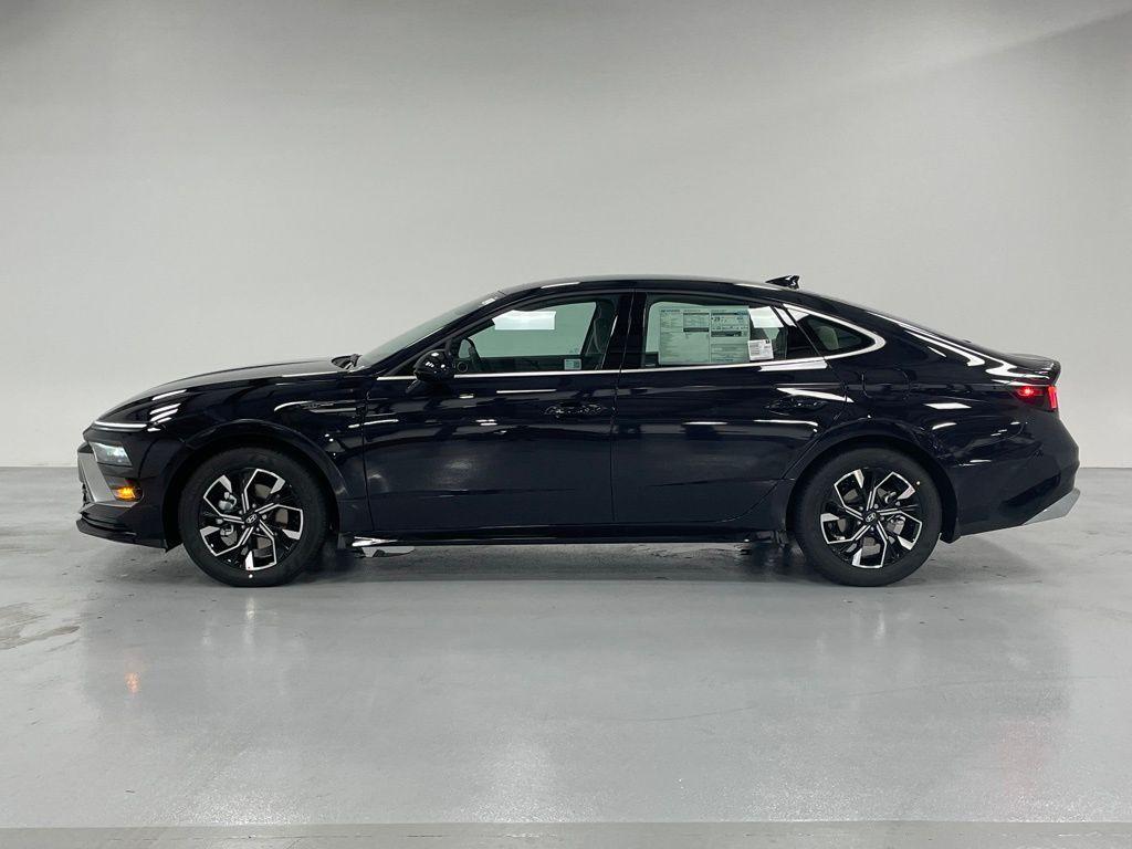 new 2025 Hyundai Sonata car, priced at $26,031