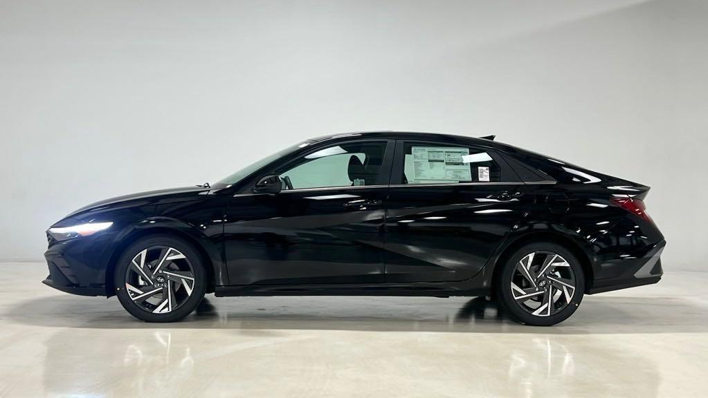 new 2024 Hyundai Elantra car, priced at $25,510