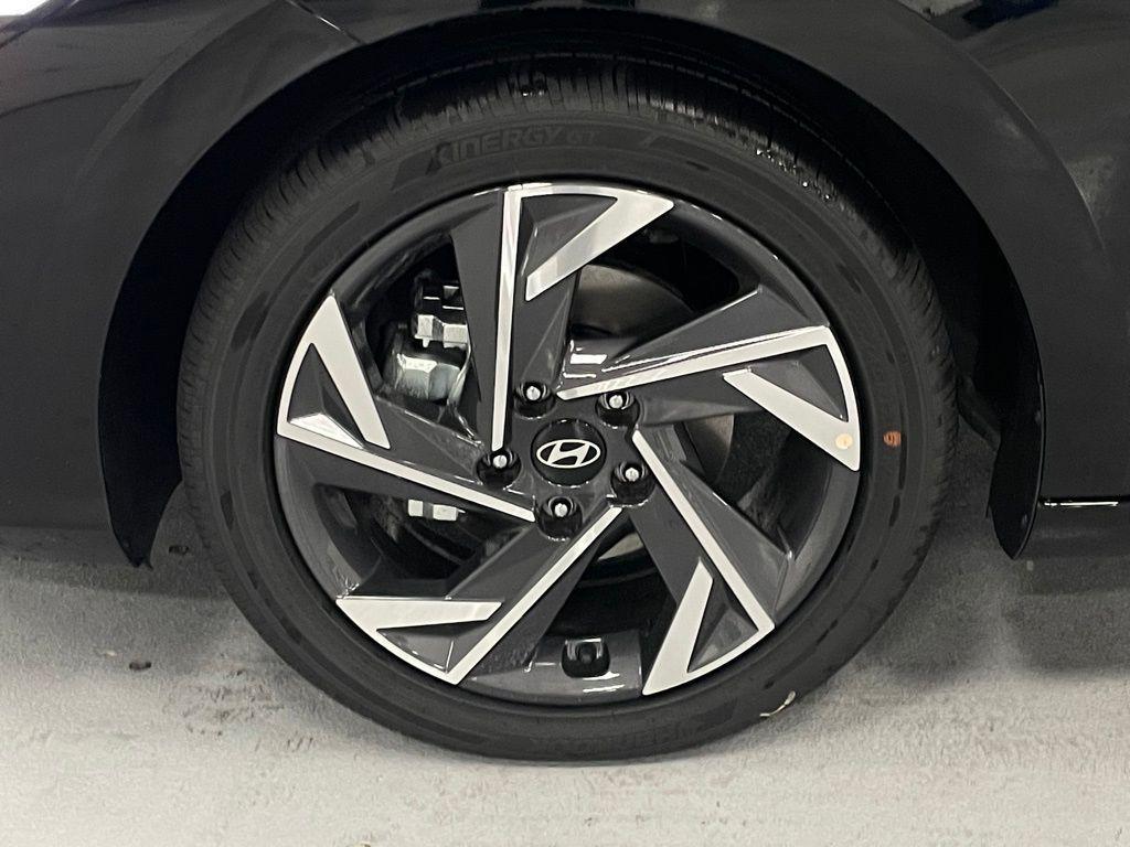 new 2025 Hyundai ELANTRA HEV car, priced at $31,063