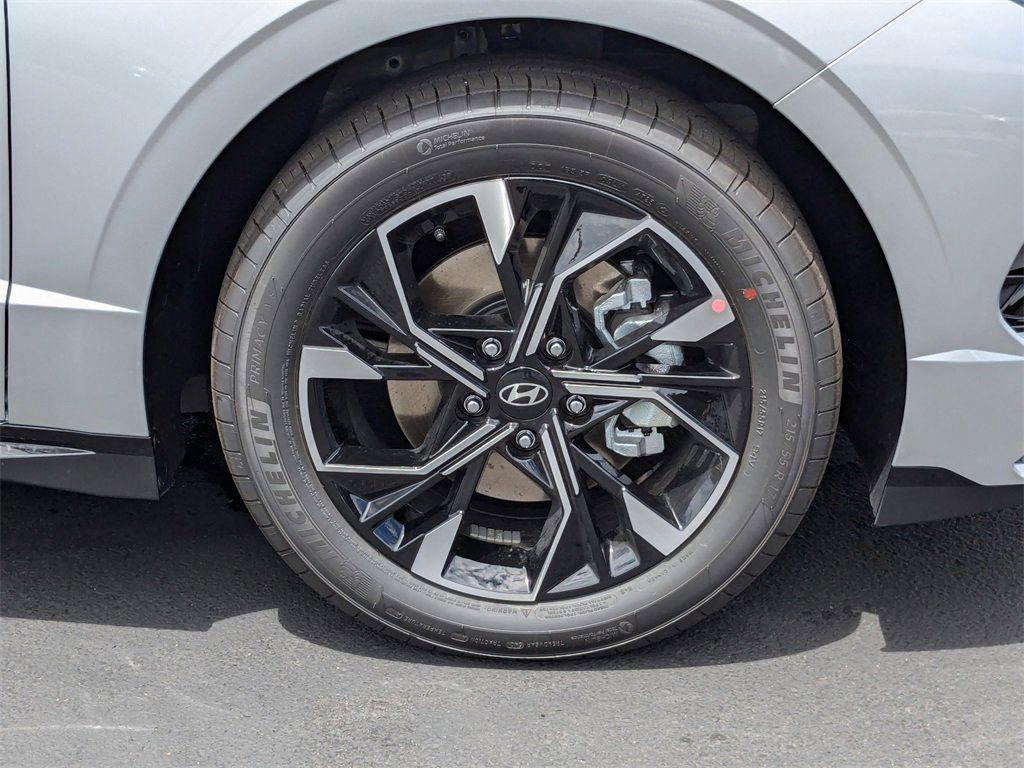 new 2025 Hyundai Sonata car, priced at $28,890