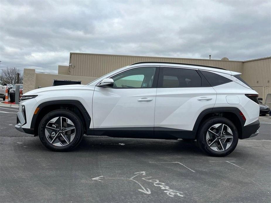 new 2025 Hyundai Tucson car, priced at $36,490