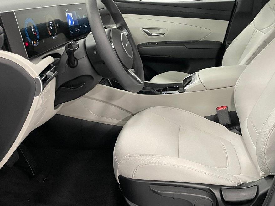 new 2025 Hyundai Tucson car, priced at $31,042