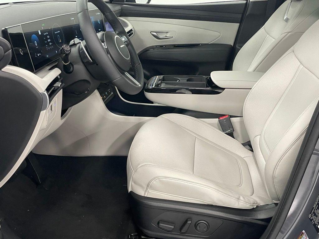new 2025 Hyundai Tucson car, priced at $40,890