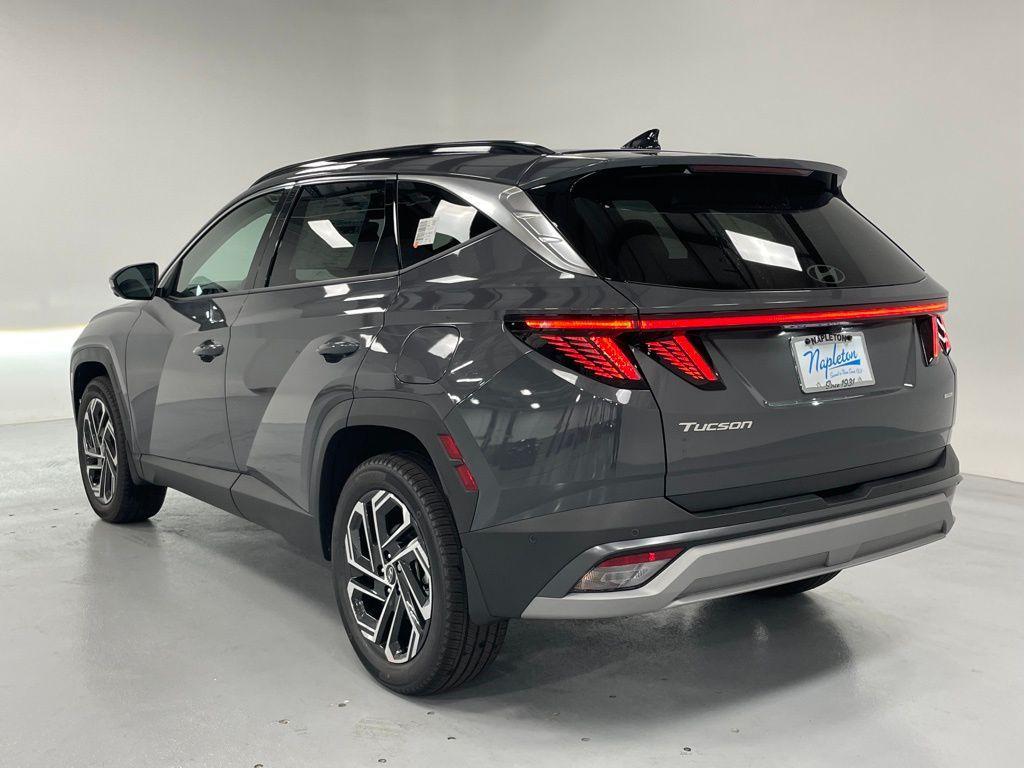 new 2025 Hyundai Tucson car, priced at $40,890