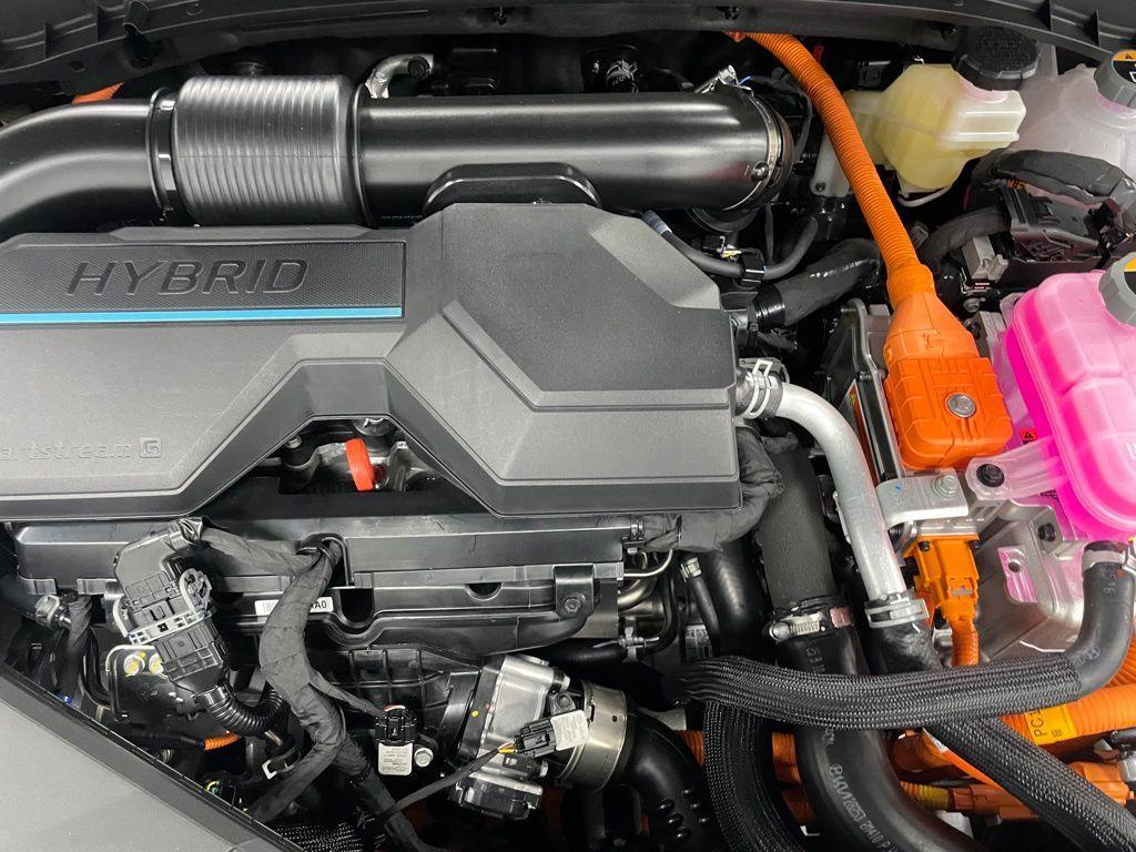 new 2025 Hyundai TUCSON Hybrid car, priced at $37,862