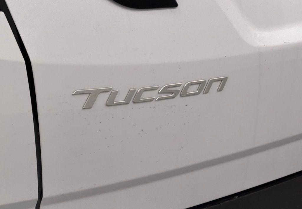 new 2026 Hyundai TUCSON Hybrid car, priced at $37,134