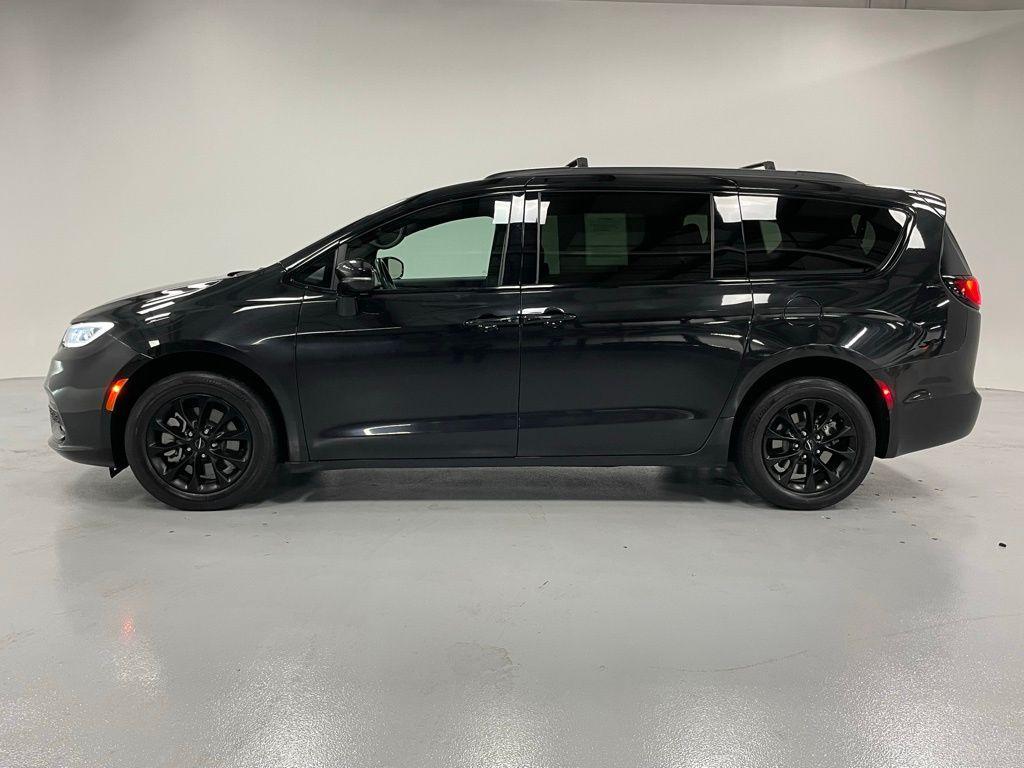 used 2021 Chrysler Pacifica car, priced at $25,750