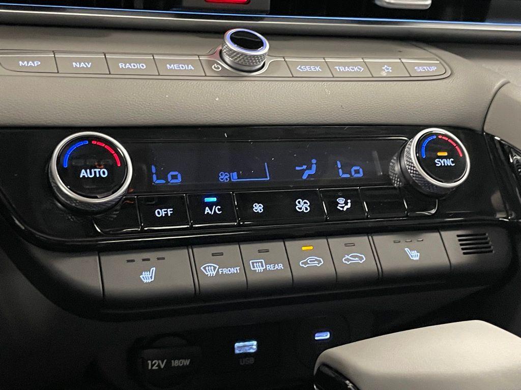 new 2025 Hyundai Elantra car, priced at $26,971