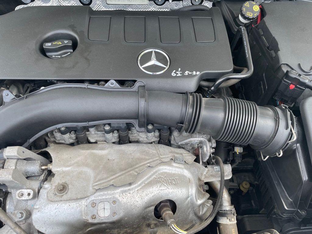 used 2021 Mercedes-Benz GLB 250 car, priced at $26,250