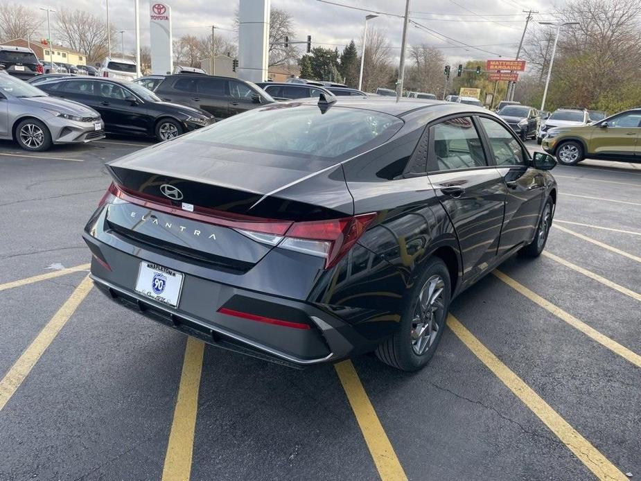 new 2025 Hyundai Elantra car, priced at $26,295