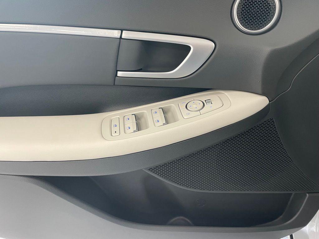 new 2025 Hyundai Sonata car, priced at $32,327