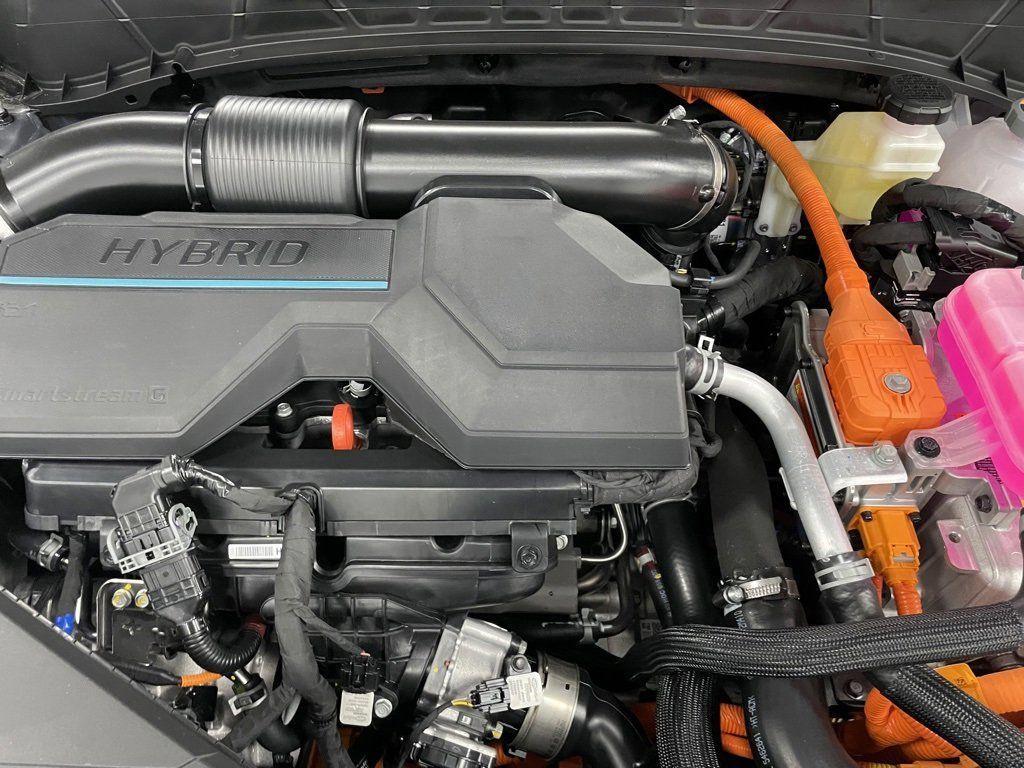 new 2025 Hyundai TUCSON Hybrid car, priced at $37,862