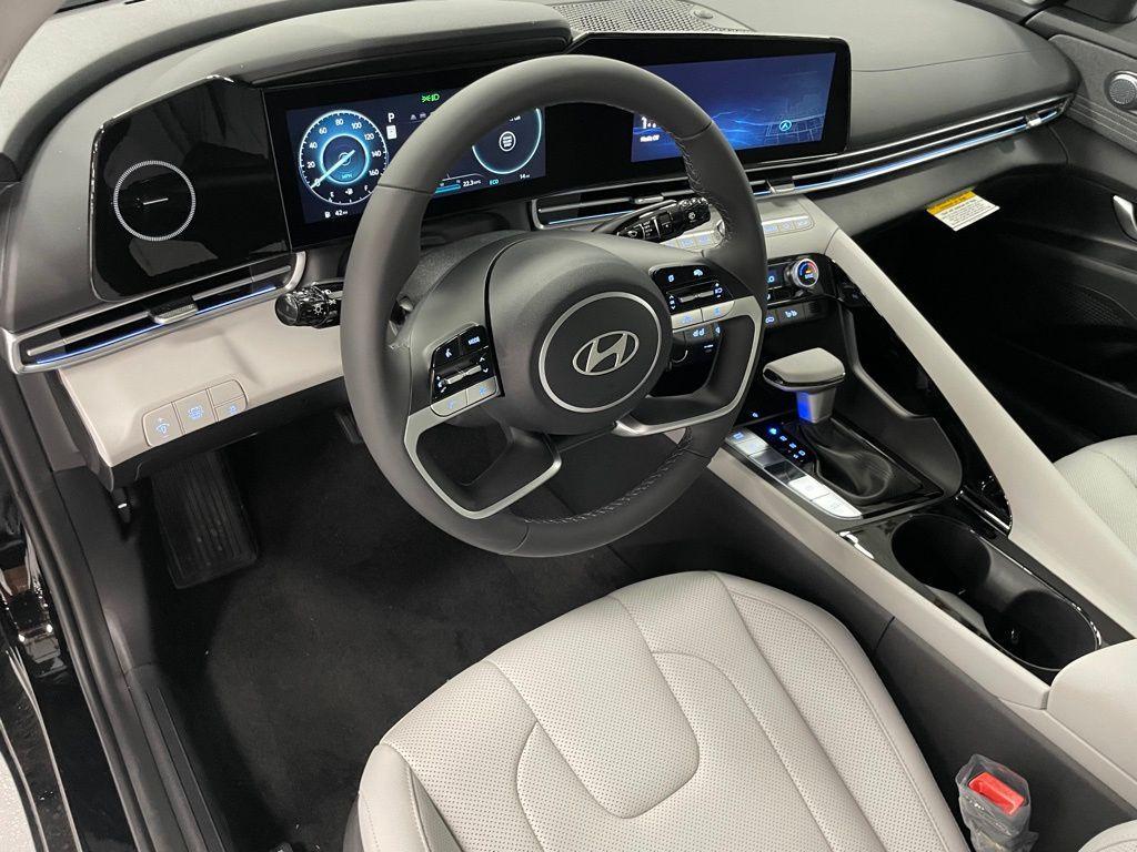 new 2025 Hyundai ELANTRA HEV car, priced at $31,104