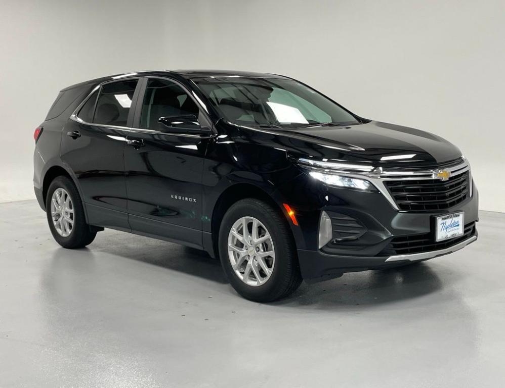 used 2023 Chevrolet Equinox car, priced at $22,000