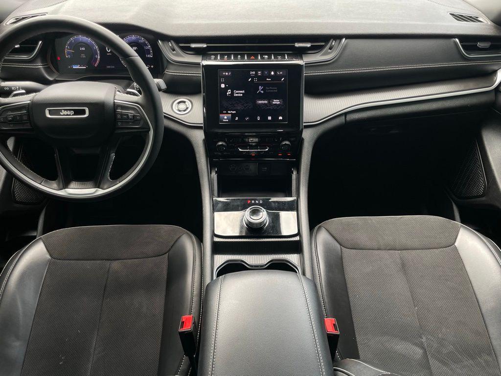 used 2023 Jeep Grand Cherokee car, priced at $33,250