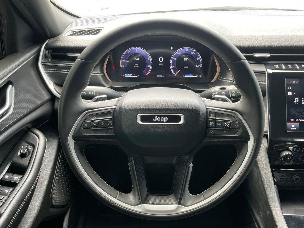 used 2023 Jeep Grand Cherokee car, priced at $33,250