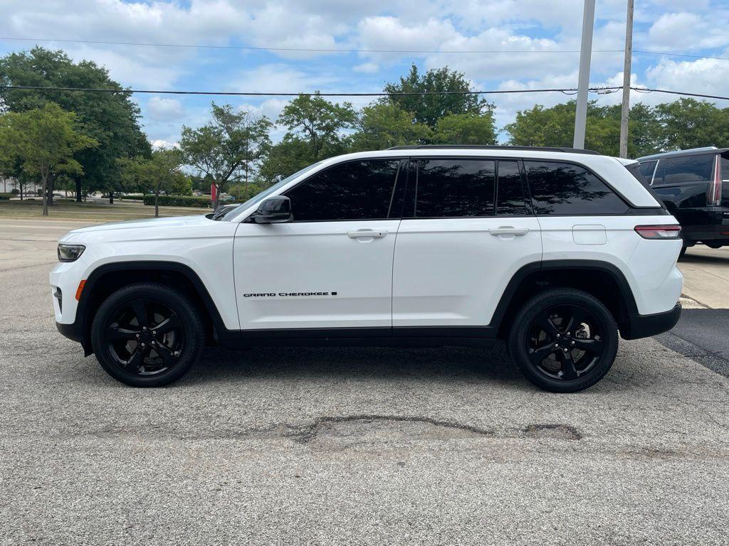 used 2023 Jeep Grand Cherokee car, priced at $33,250