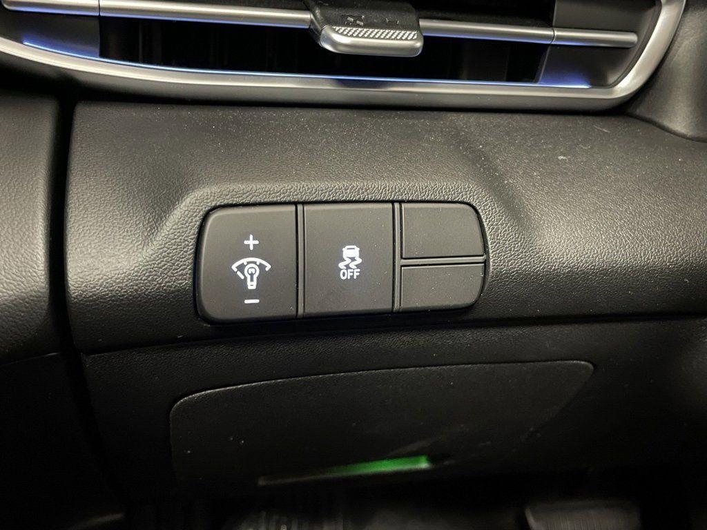 new 2025 Hyundai Elantra car, priced at $27,103