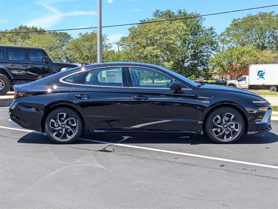 new 2025 Hyundai Sonata car, priced at $29,610