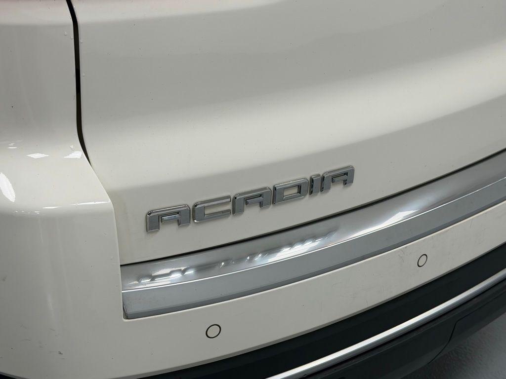 used 2013 GMC Acadia car, priced at $8,250