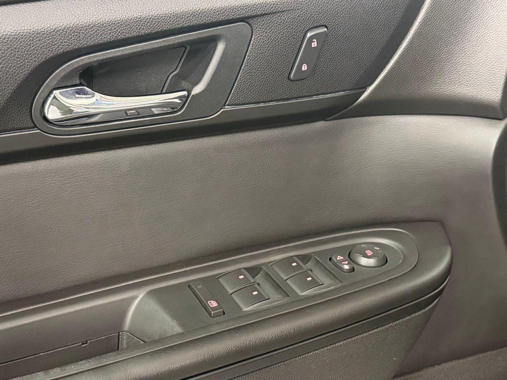 used 2013 GMC Acadia car, priced at $8,250