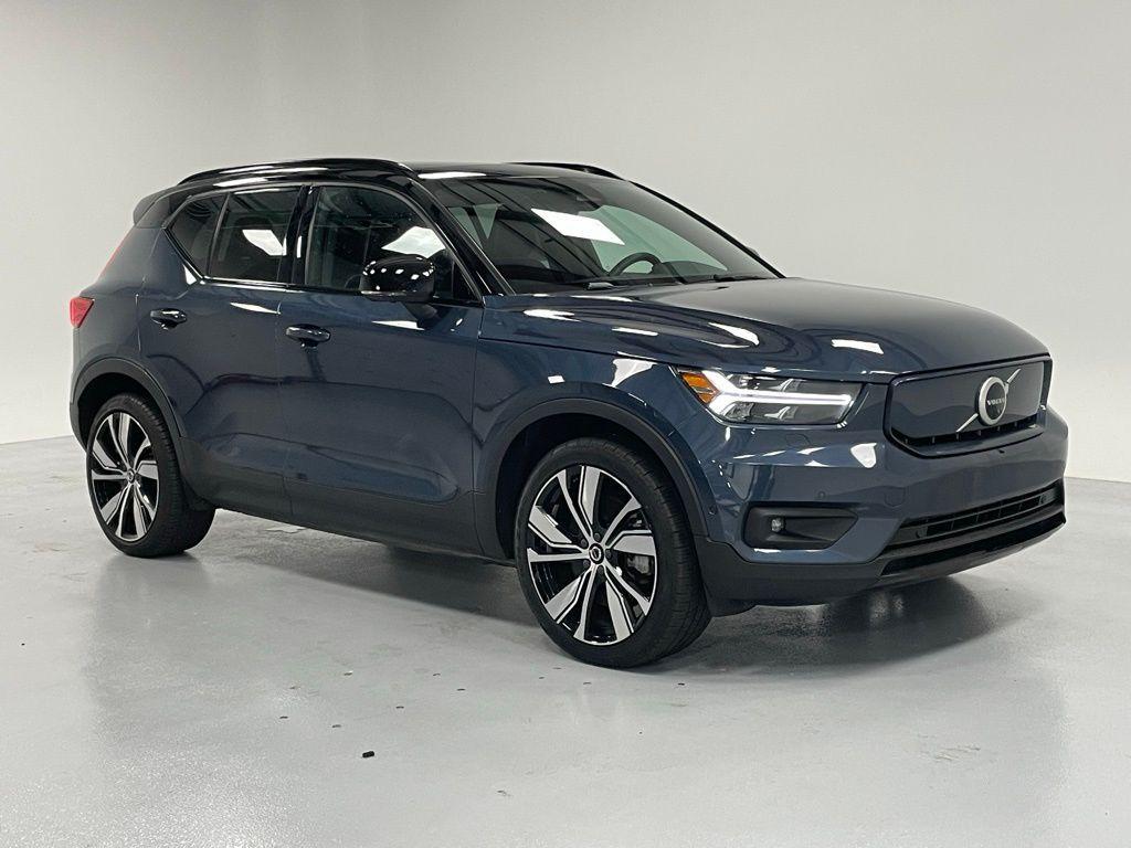 used 2022 Volvo XC40 Recharge Pure Electric car, priced at $23,500