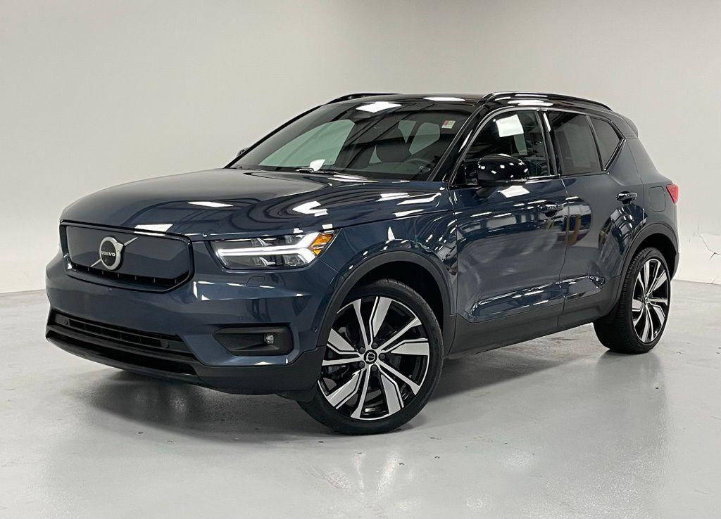 used 2022 Volvo XC40 Recharge Pure Electric car, priced at $23,500