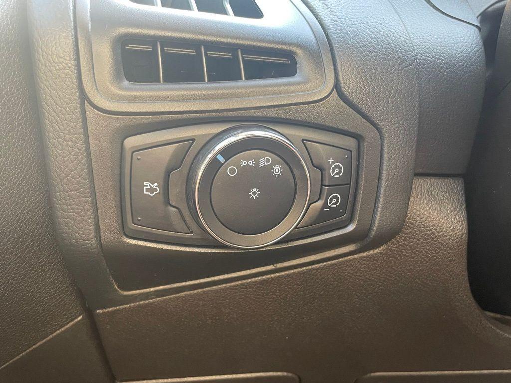 used 2013 Ford Focus car, priced at $5,750