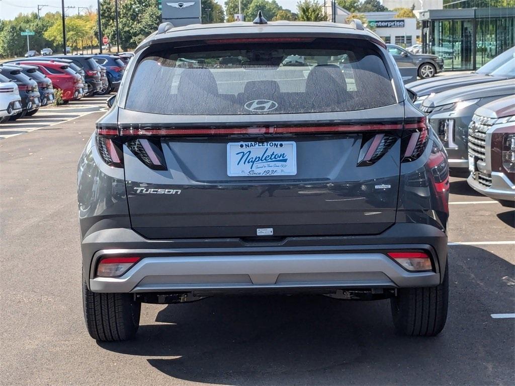 new 2025 Hyundai Tucson car, priced at $35,764