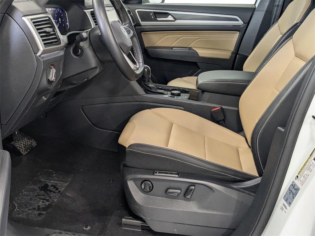 used 2021 Volkswagen Atlas Cross Sport car, priced at $27,000