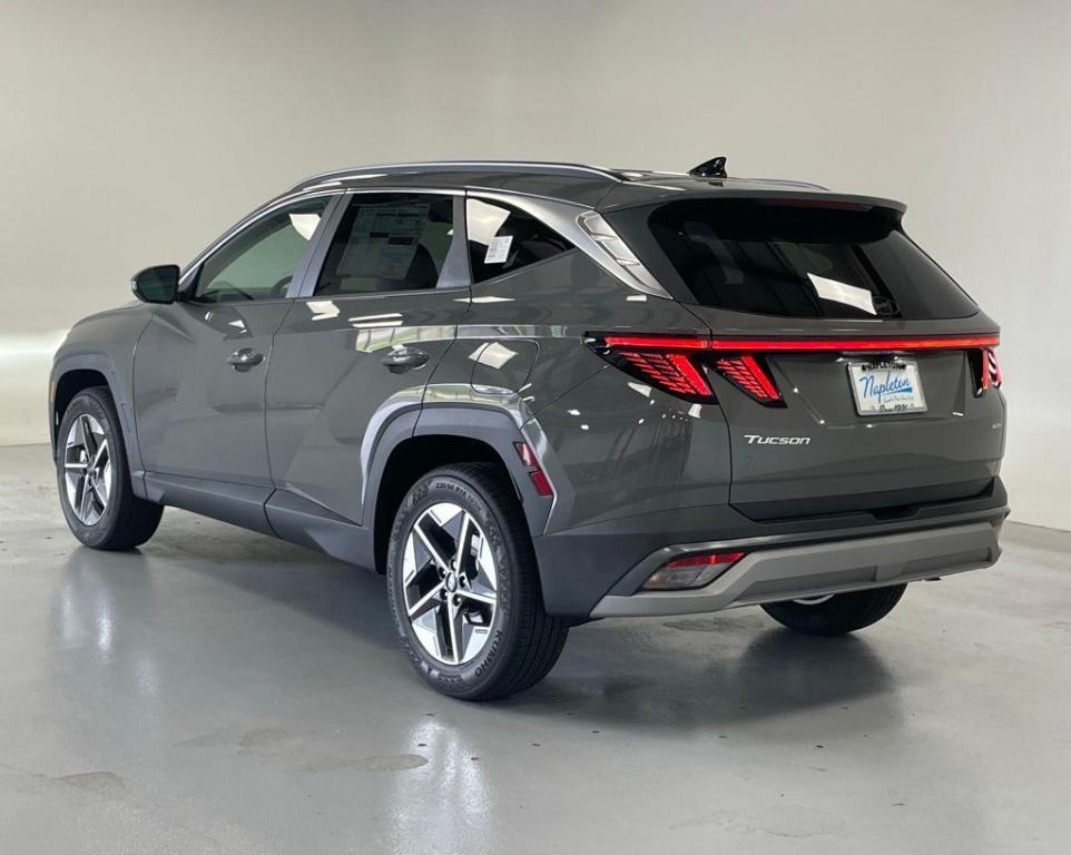 new 2025 Hyundai Tucson car, priced at $32,534