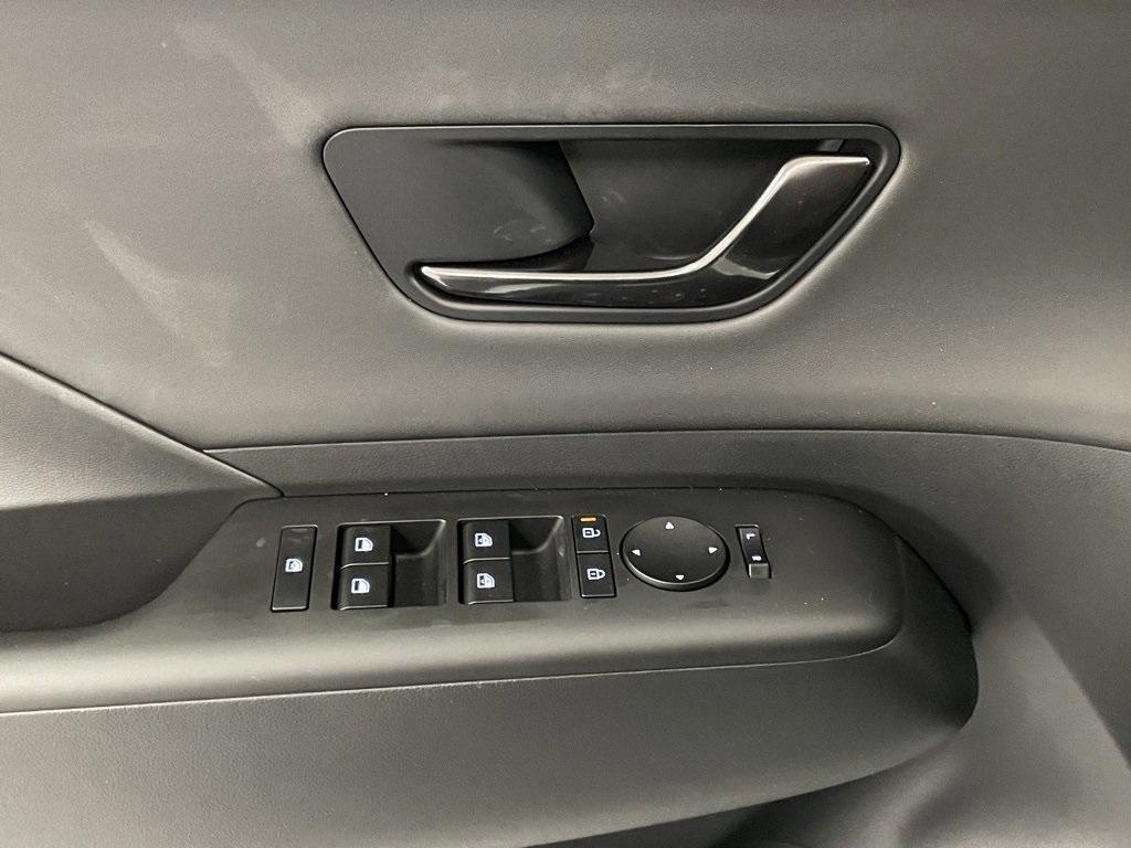 new 2025 Hyundai Kona car, priced at $32,100