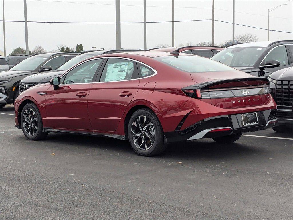 new 2025 Hyundai Sonata car