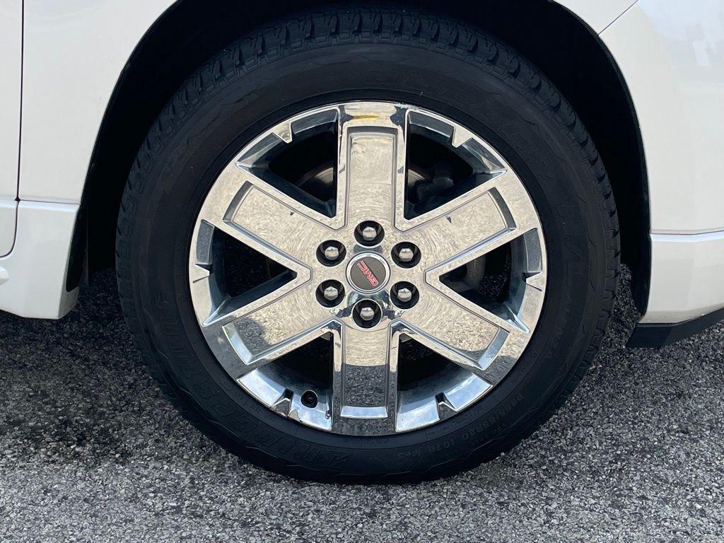 used 2016 GMC Acadia car, priced at $14,500