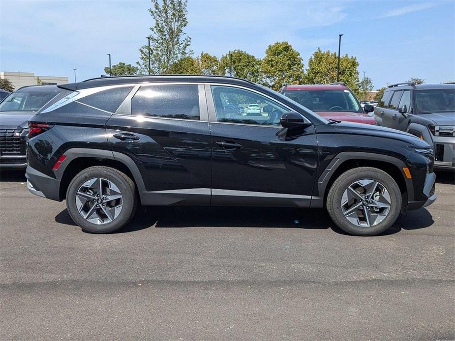 new 2025 Hyundai Tucson car, priced at $33,099