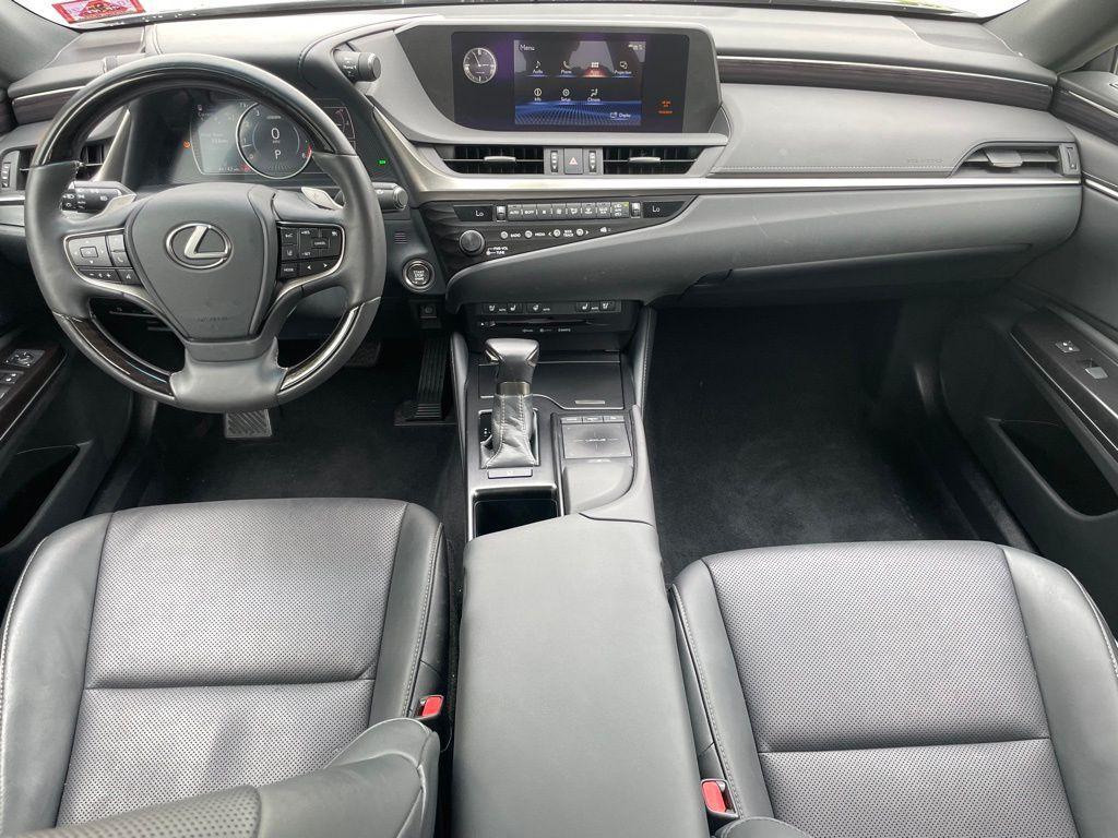 used 2019 Lexus ES 350 car, priced at $28,000