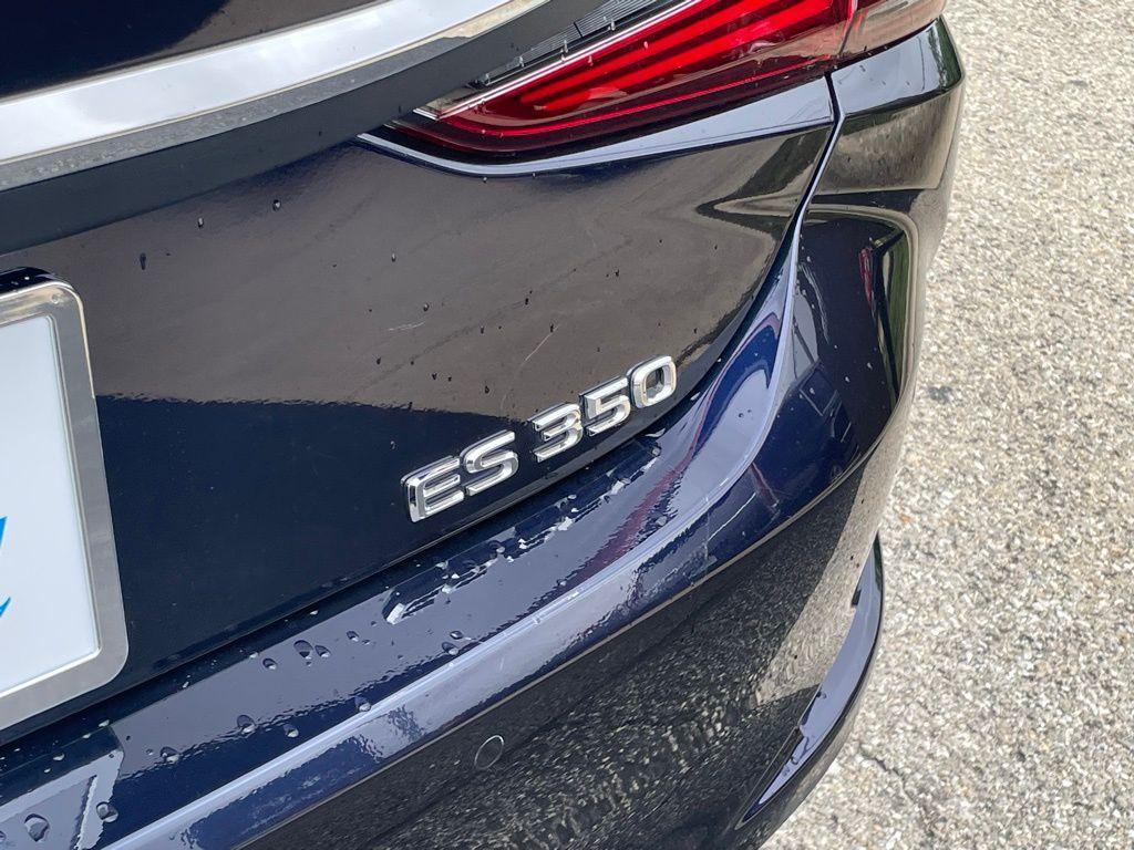 used 2019 Lexus ES 350 car, priced at $28,000
