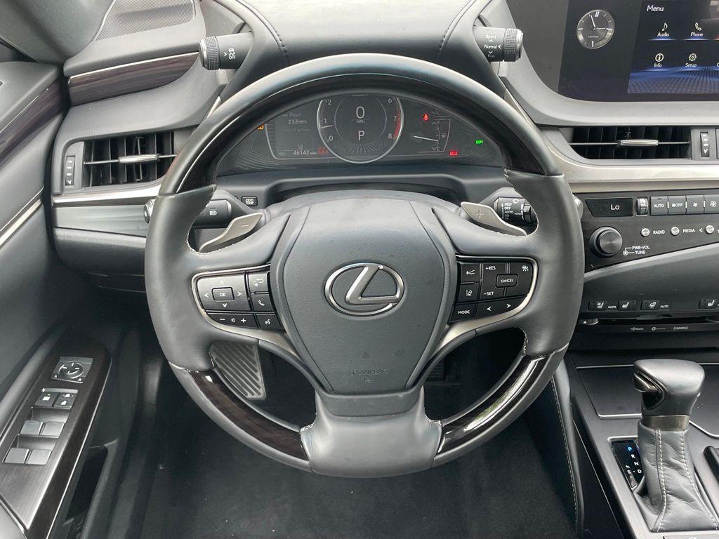 used 2019 Lexus ES 350 car, priced at $28,000
